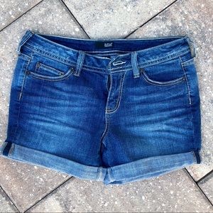 a.n.a. Denim blue jean short cuffed